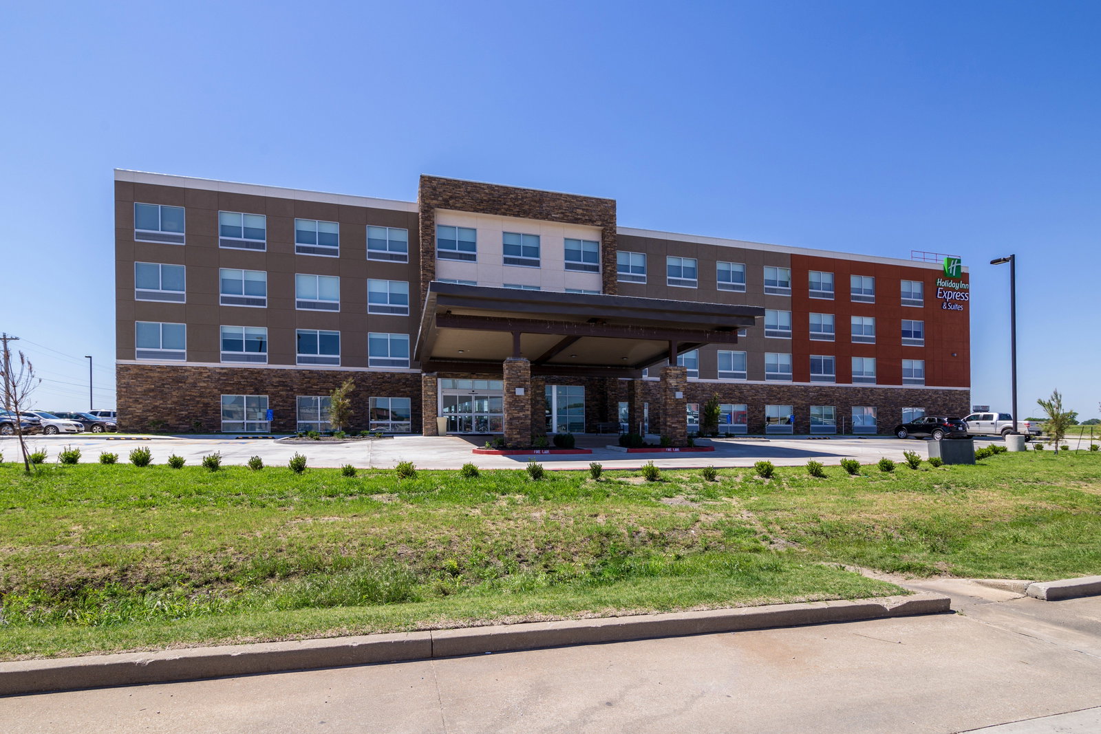 Holiday Inn Express & Suites Blackwell - thumb 3