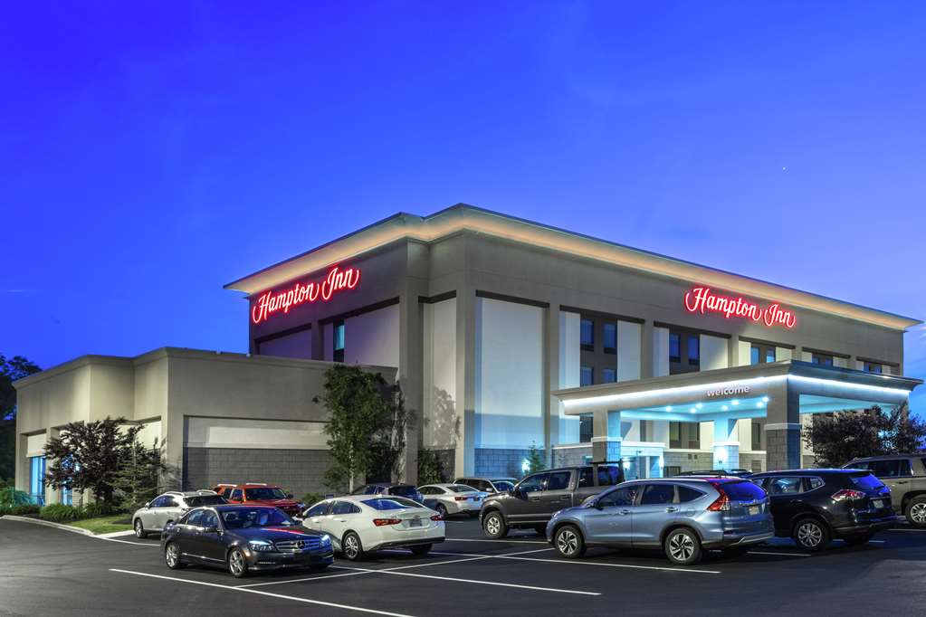 Hampton Inn Bedford - thumb 2