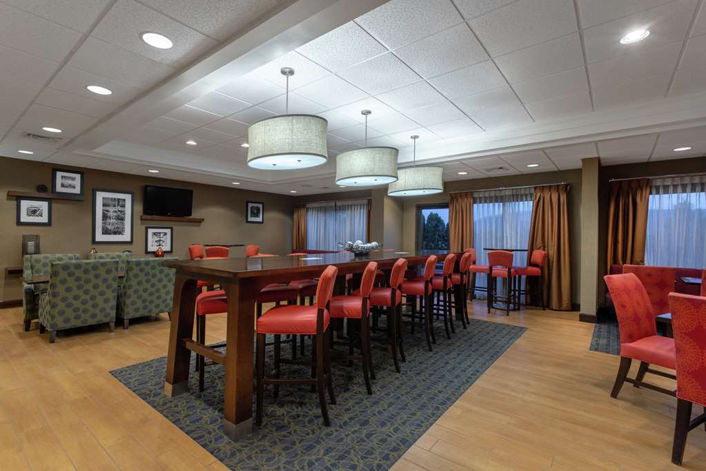 Hampton Inn Bedford - thumb 5