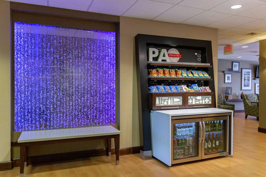 Hampton Inn Bedford - thumb 13