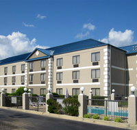 Best Western Executive Inn  Suites - Accommodation Rooms