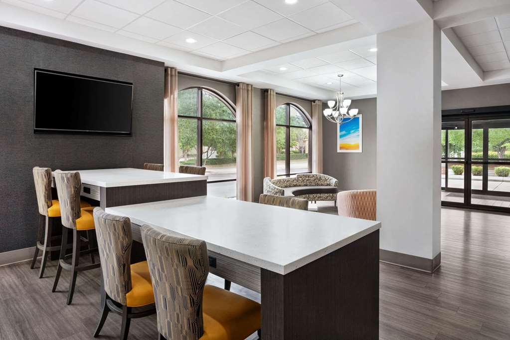 Days Inn & Suites Murfreesboro - thumb 2