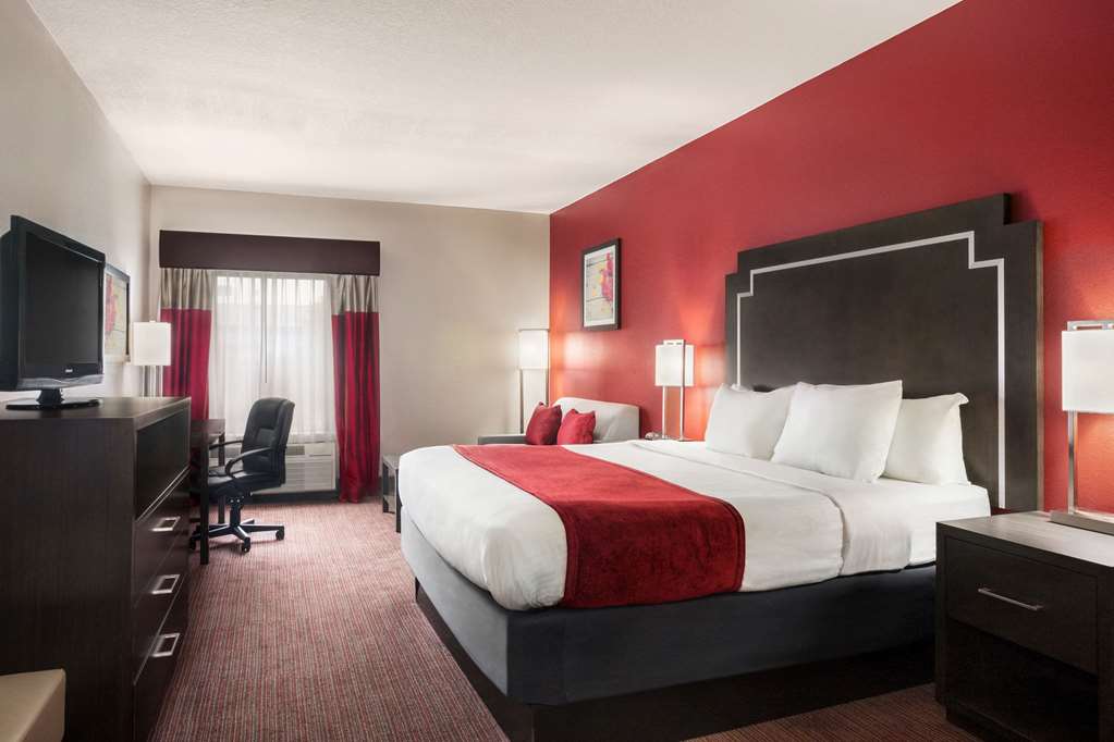 Days Inn & Suites Murfreesboro - thumb 5