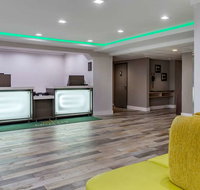 Quality Inn - Accommodation Rooms