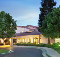 Courtyard by Marriott Bakersfield - Accommodation Rooms