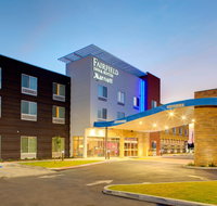 Fairfield Inn  Suites North Airport - Accommodation Rooms