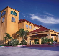 La Quinta Inn  Suites Alice - Accommodation Rooms
