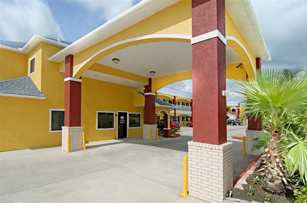 Americas Best Value Inn Baytown - thumb 1