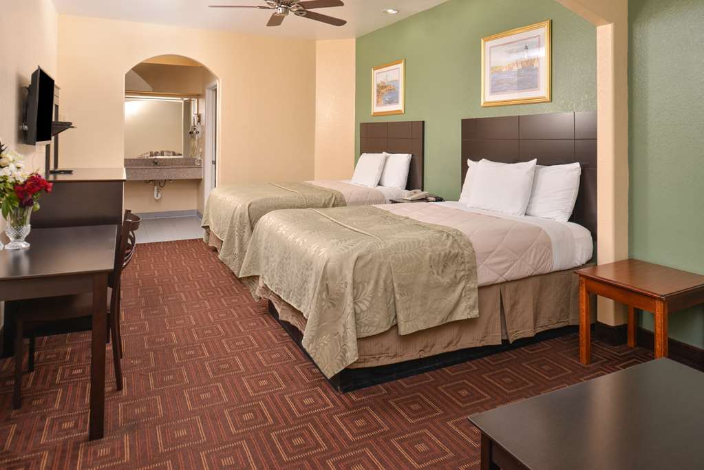 Americas Best Value Inn Baytown - thumb 10
