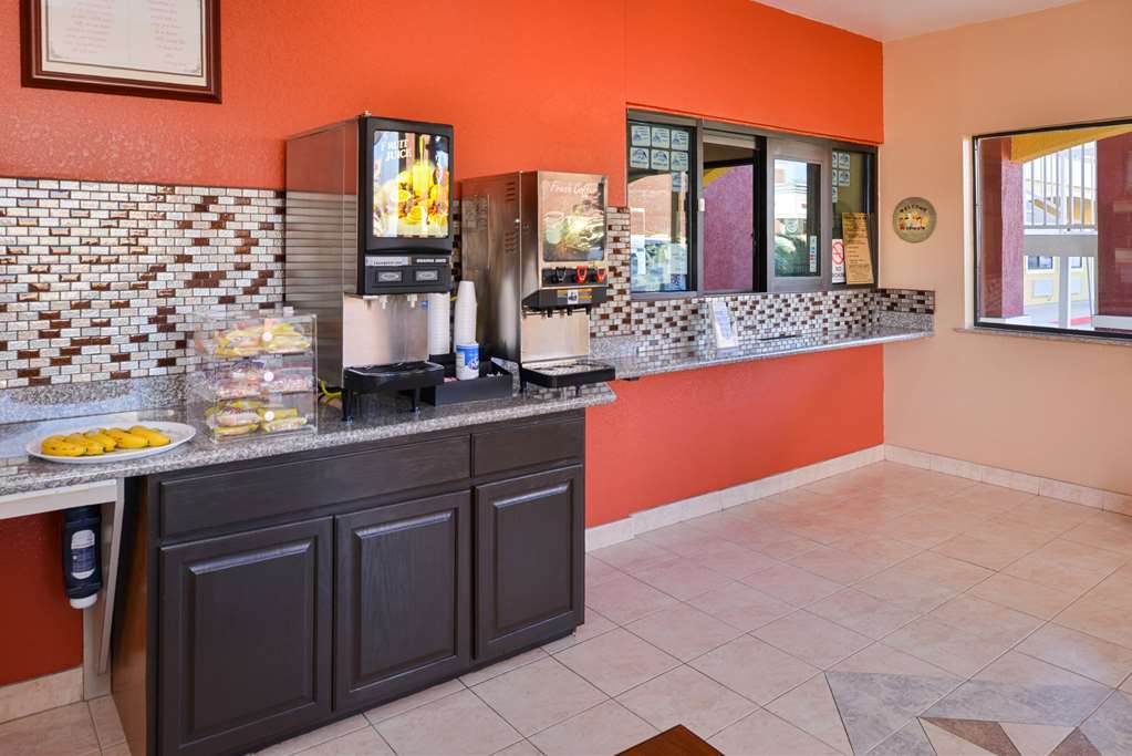 Americas Best Value Inn Baytown - thumb 17