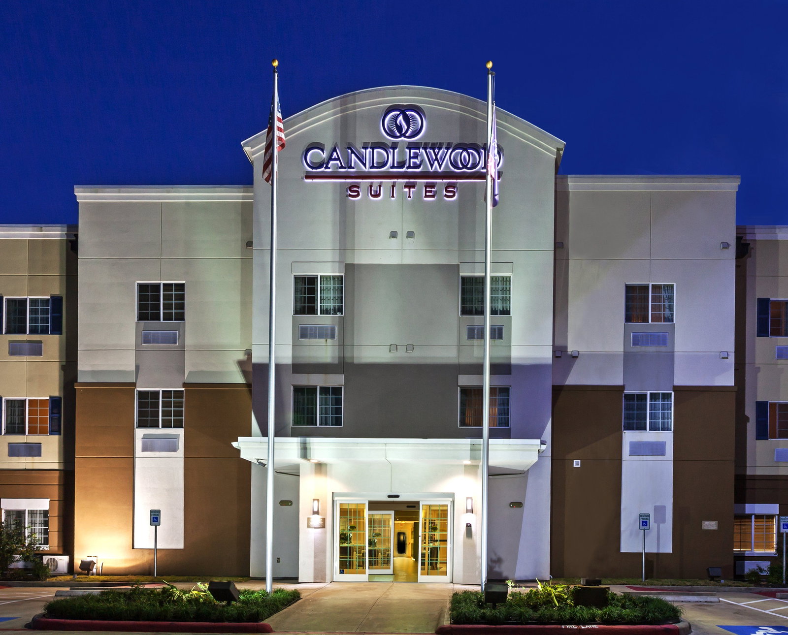 Candlewood Suites Baytown - thumb 1