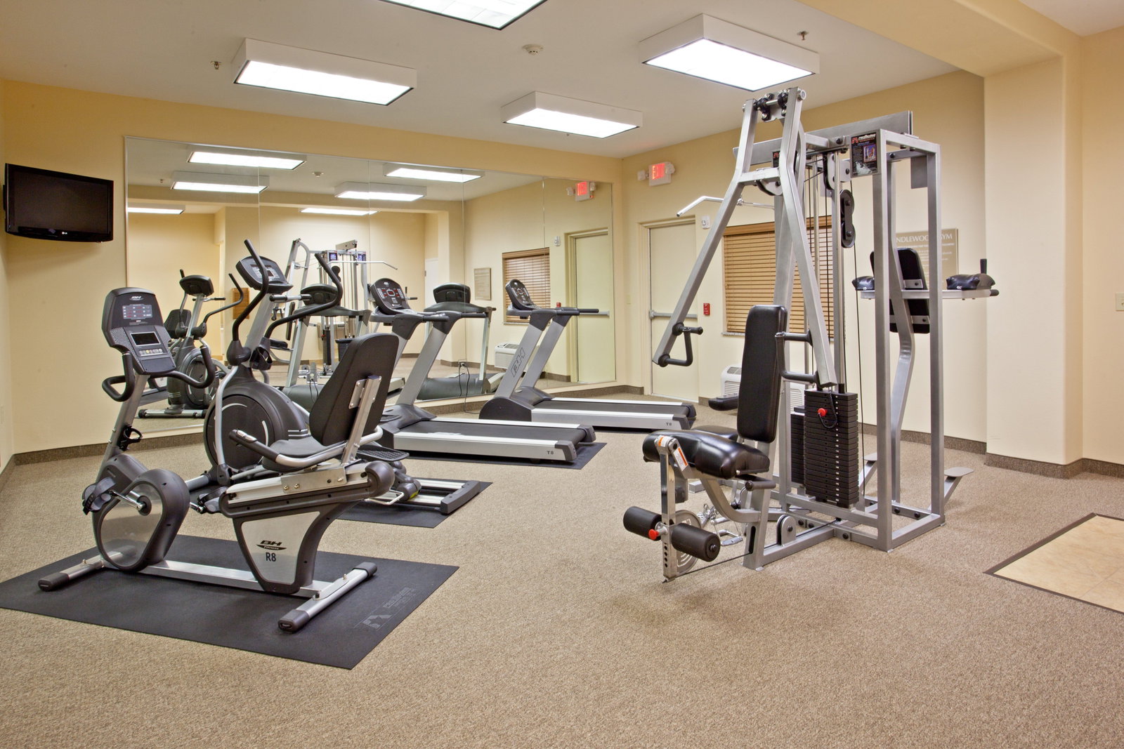Candlewood Suites Baytown - thumb 14