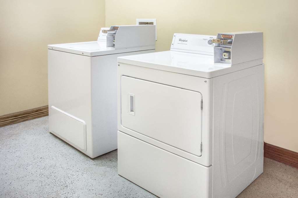Days Inn Baytown East - thumb 5