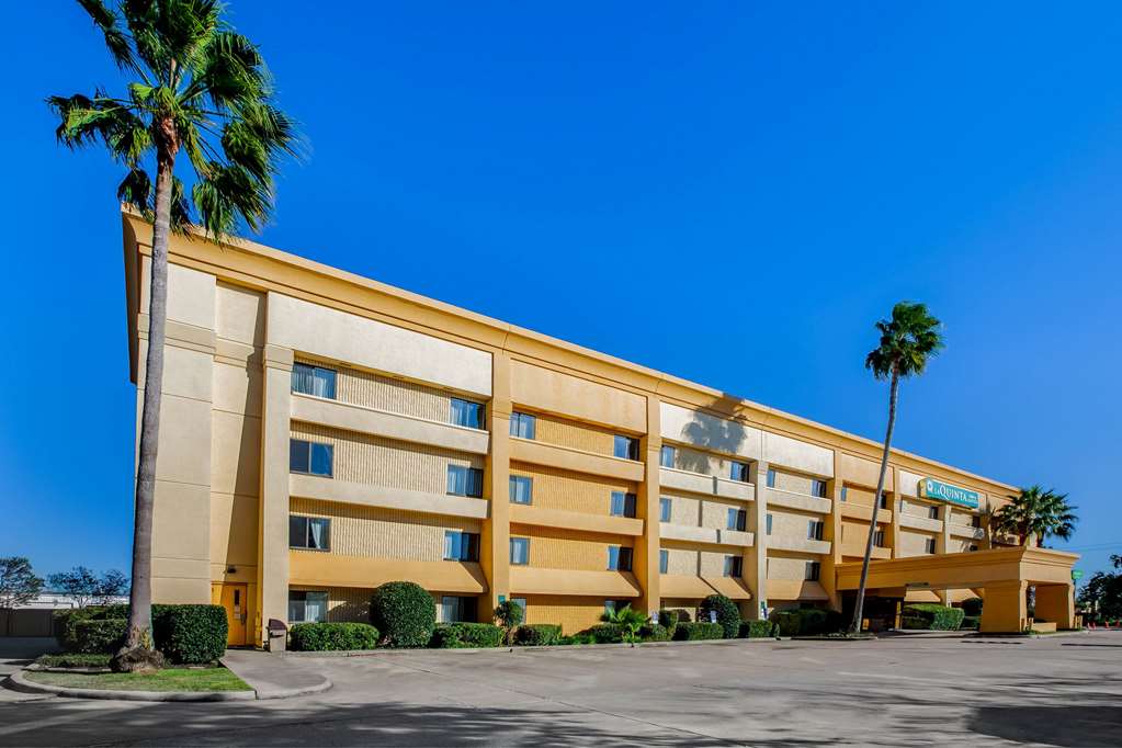 La Quinta Inn Houston Baytown East - thumb 1