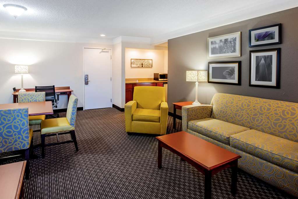 La Quinta Inn Houston Baytown East - thumb 11