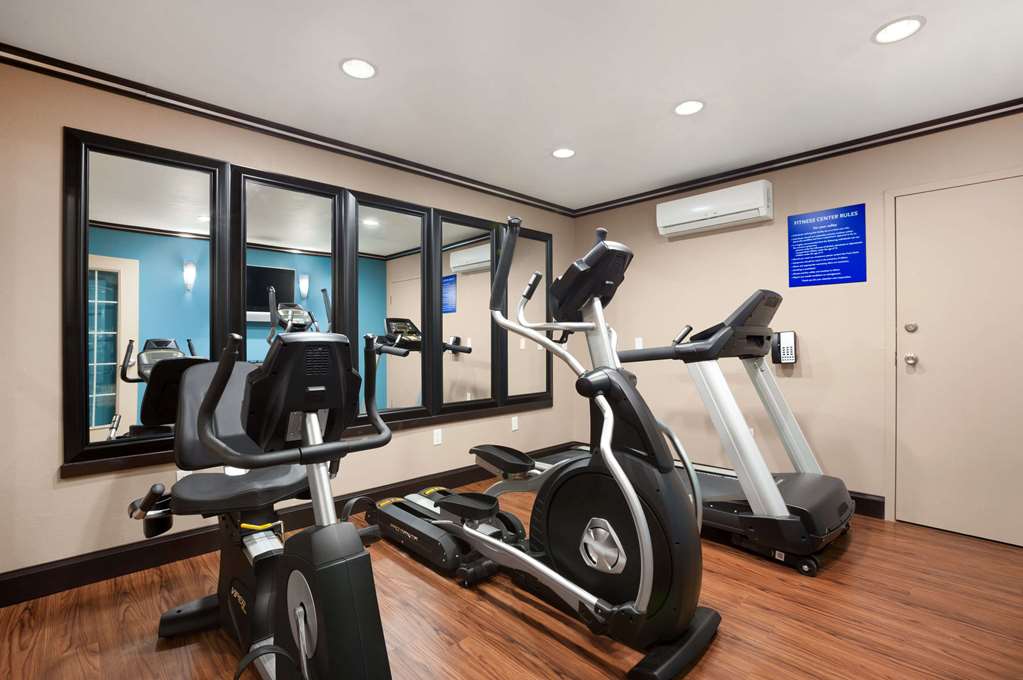 Days Inn & Suites Conroe North - thumb 9