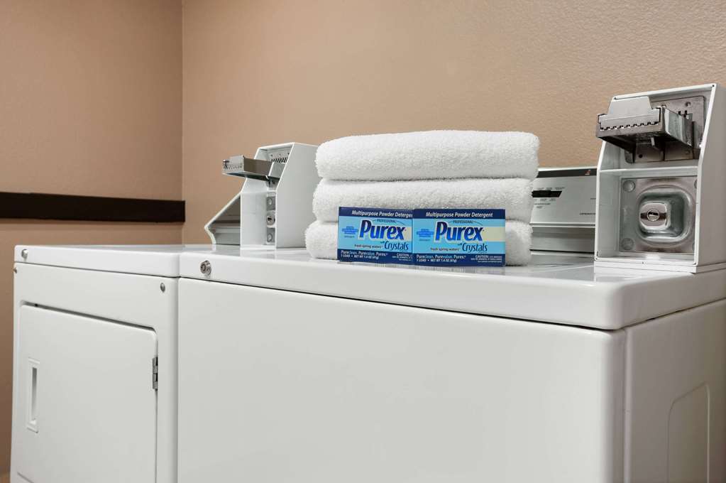 Days Inn & Suites Conroe North - thumb 10
