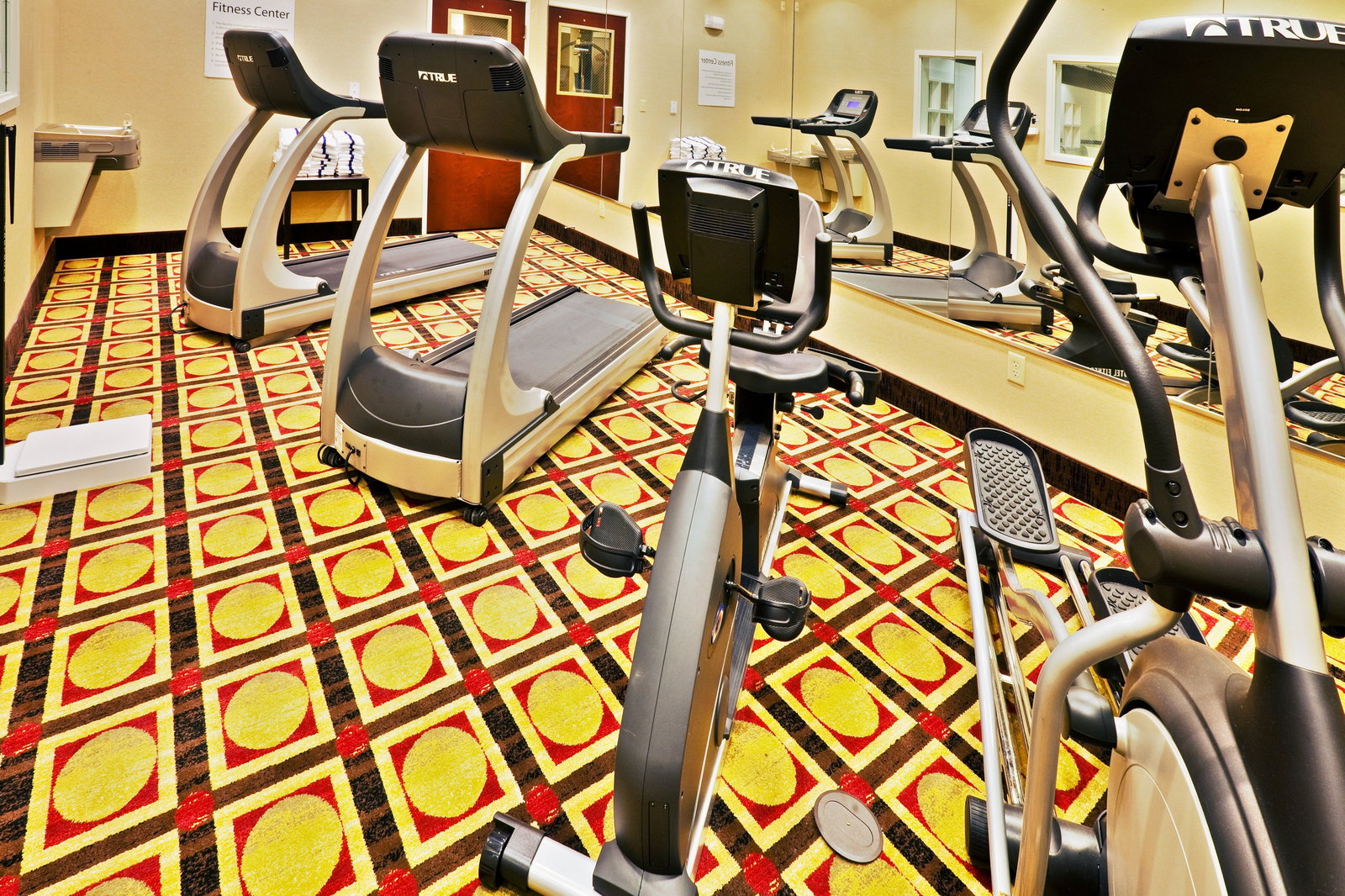Holiday Inn Express Hotel & Suites - thumb 15