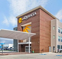 La Quinta Inn  Suites Ponca City - Accommodation Rooms