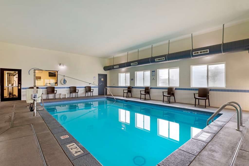 Comfort Inn & Suites - thumb 8