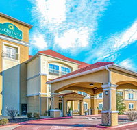 La Quinta Inn  Suites Woodward - Accommodation Rooms