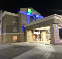Holiday Inn Express Hotel  Suites Woodw - Accommodation Rooms
