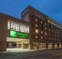 Holiday Inn Hotel  Suites Downtown - Accommodation Rooms