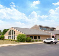 AmericInn by Wyndham Green Bay West - Accommodation Rooms