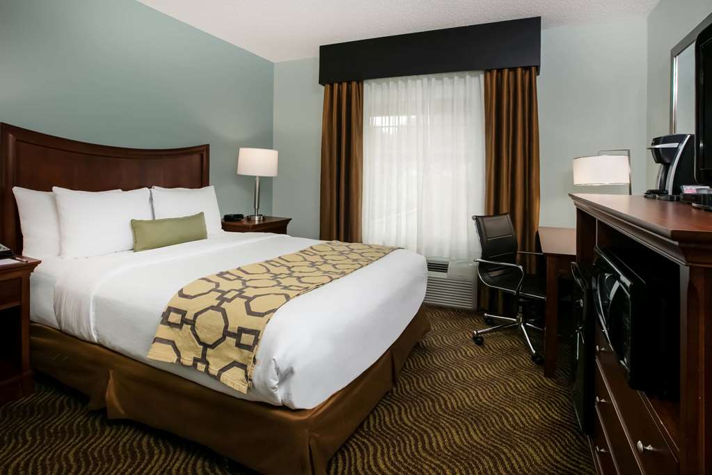 Baymont Inn & Suites Braselton - thumb 6