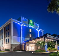 Holiday Inn Express Statesboro - Accommodation Rooms