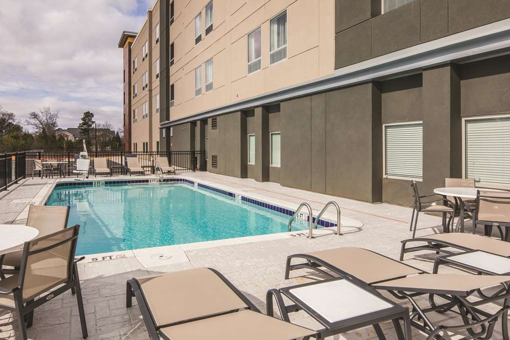 La Quinta Inn & Suites McDonough - thumb 9