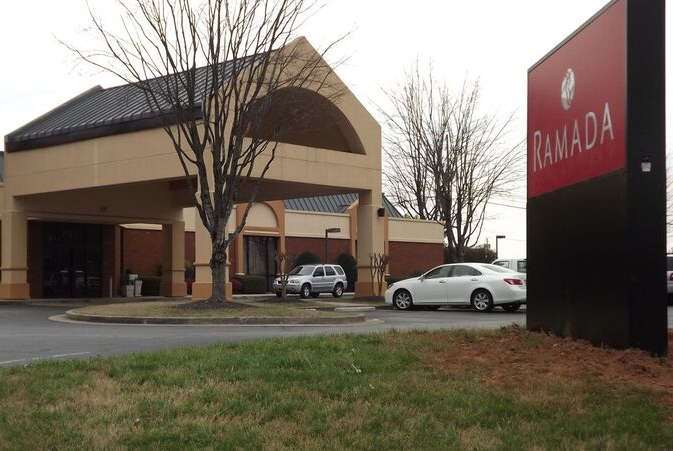 Ramada Gainesville - thumb 1