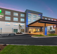 Holiday Inn Express  Suites Gainesville - Accommodation Rooms