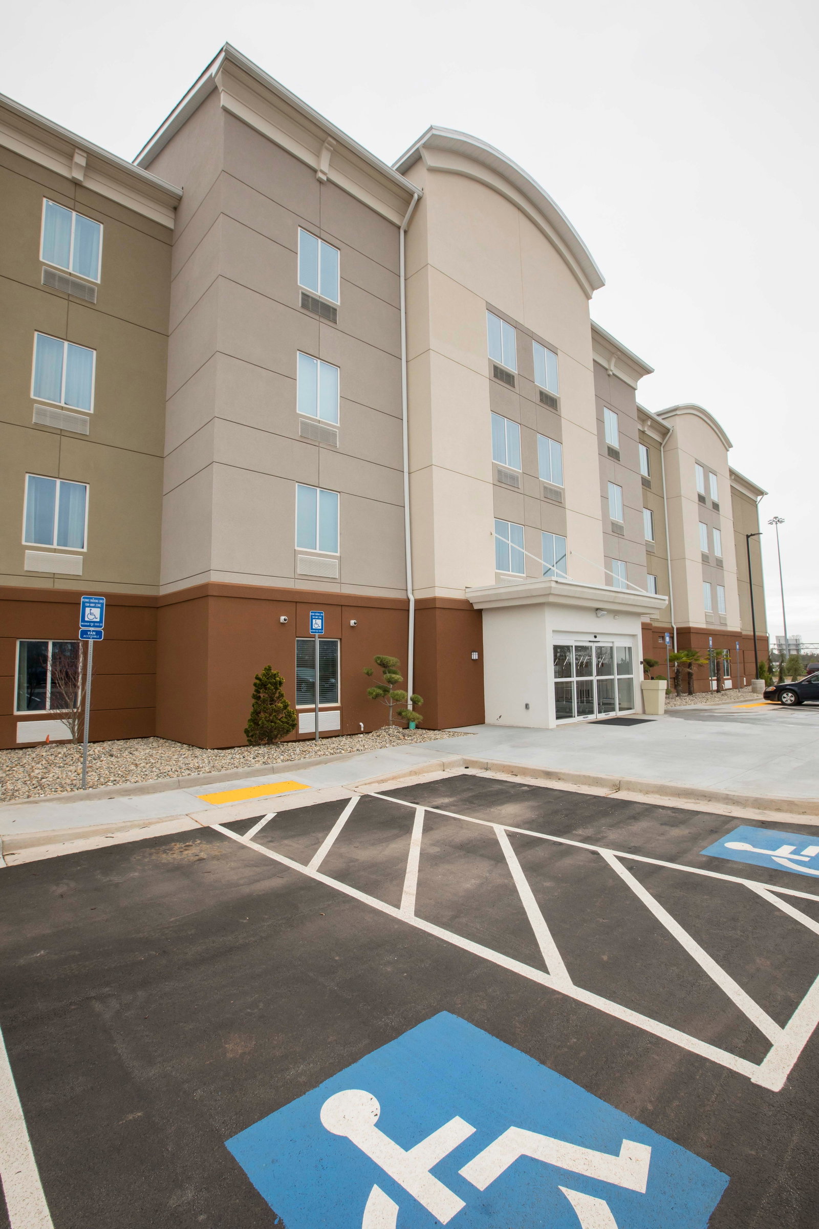 Candlewood Suites McDonough - thumb 1