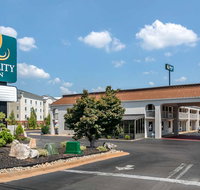 Quality Inn McDonough - Accommodation Rooms