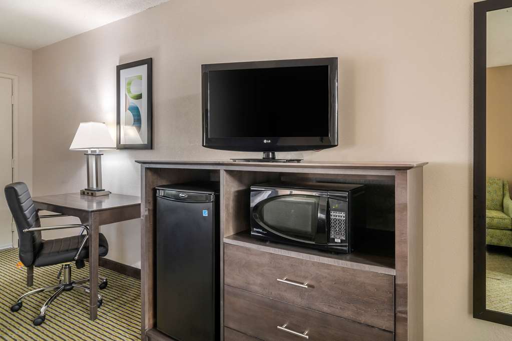 Quality Inn McDonough - thumb 9