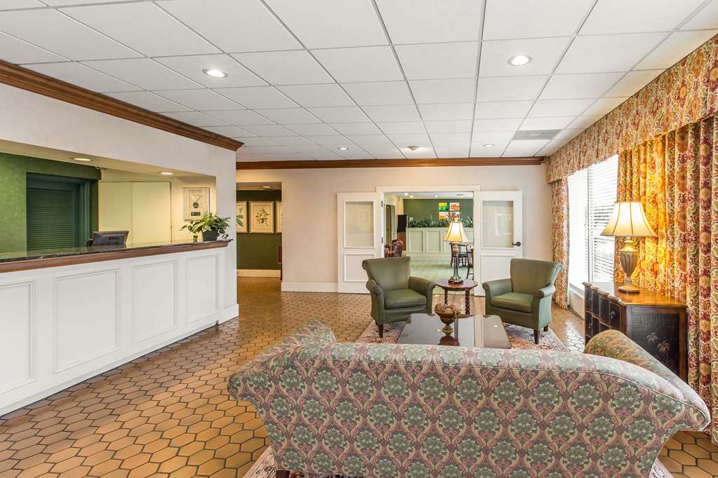 Quality Inn & Suites Conf Ctr - thumb 4