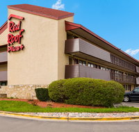 Red Roof PLUS Chicago Deerfield - Accommodation Rooms