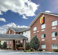 Super 8 Huntington - Accommodation Rooms