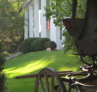 The General Lewis Inn - Accommodation Rooms