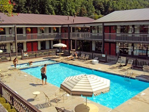Great Smokies Inn - thumb 4