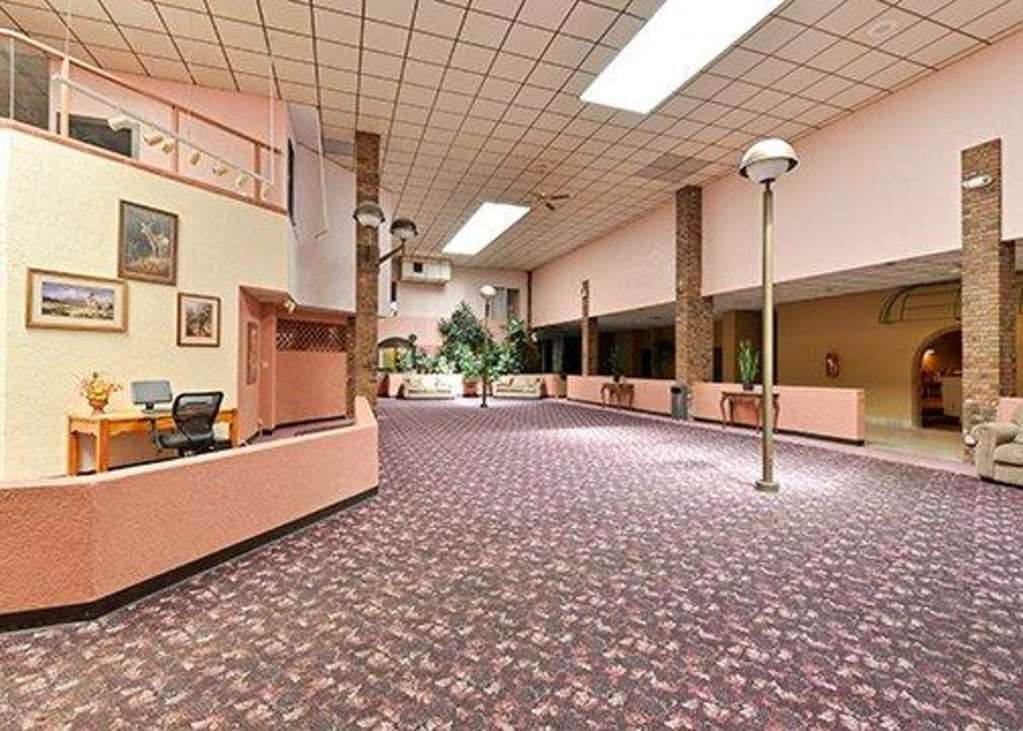 Rodeway Inn - thumb 3