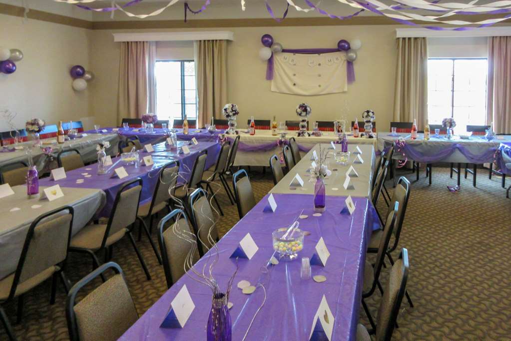 Comfort Inn & Suites - thumb 9