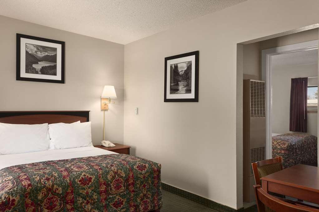 Days Inn Cortez - thumb 14