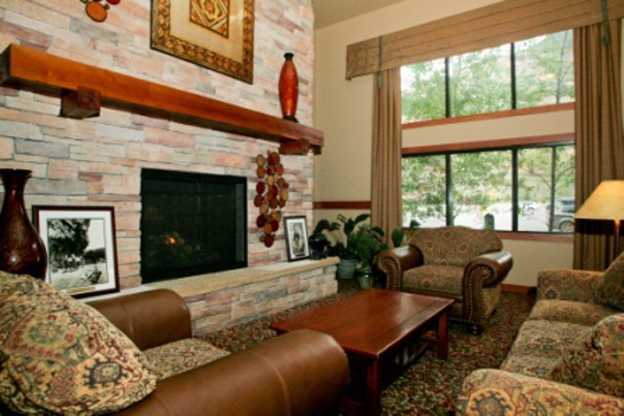 Hotel Glenwood Springs - thumb 1