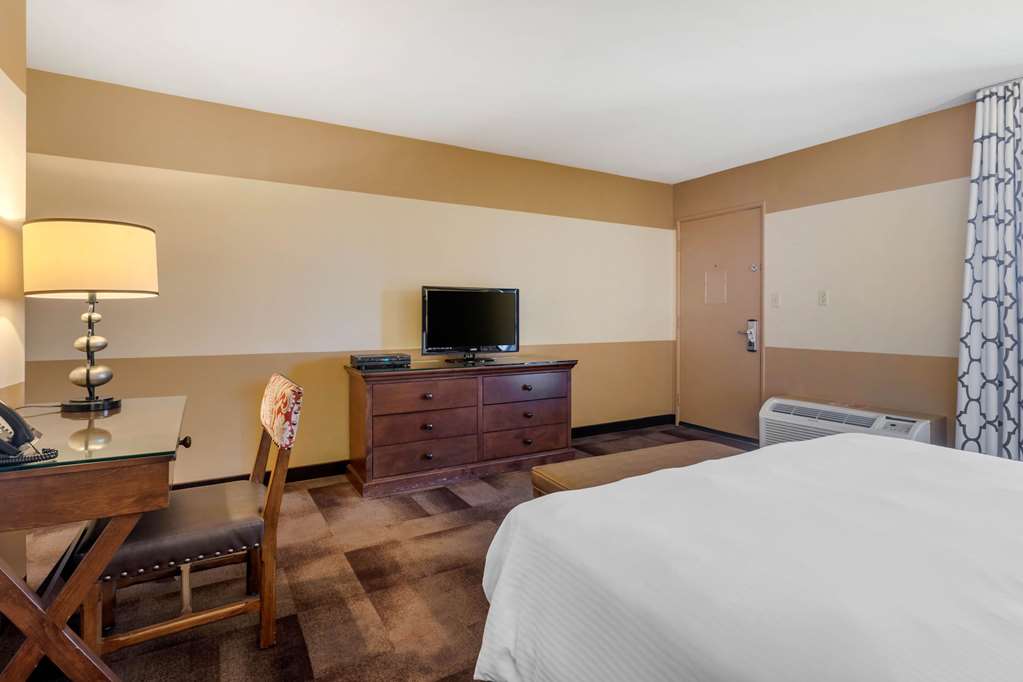Carlton Oaks Lodge, Ascend Hotel Col - thumb 7