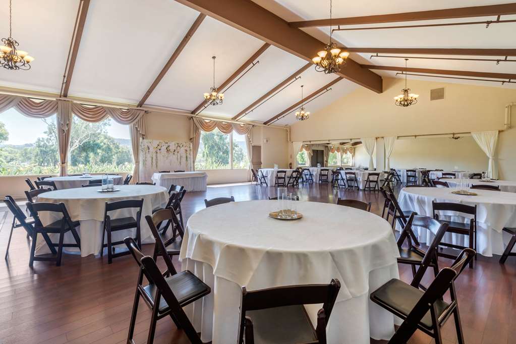 Carlton Oaks Lodge, Ascend Hotel Col - thumb 13