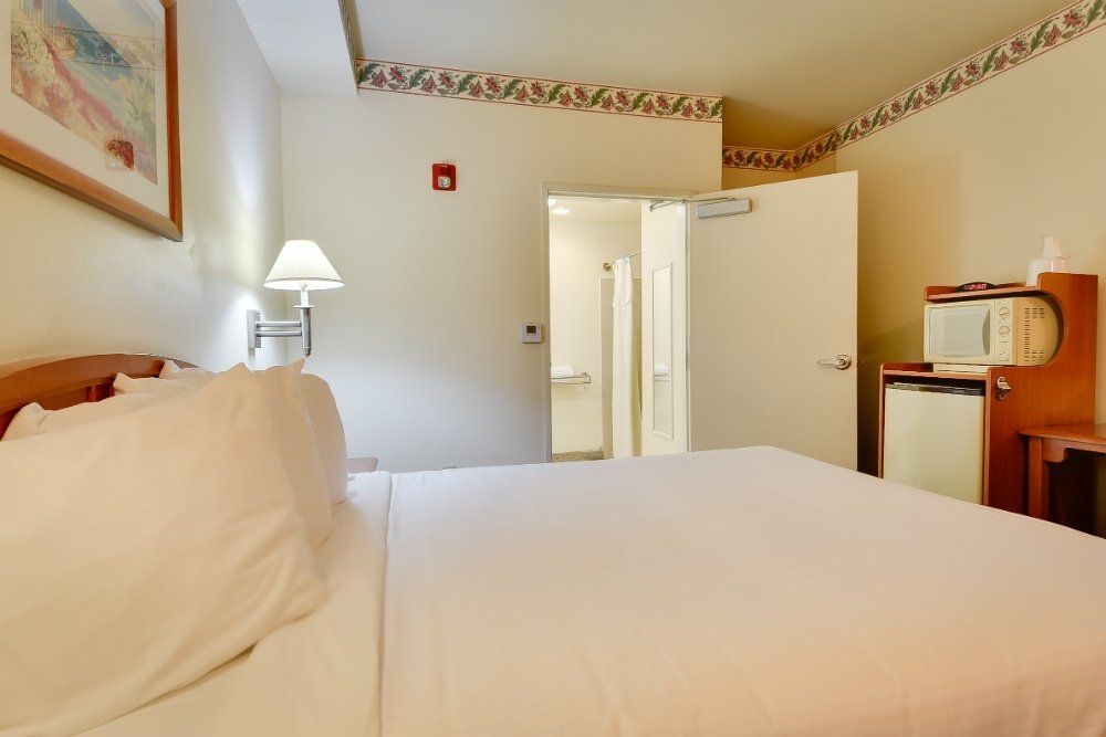 Vagabond Inn Hacienda Heights - thumb 11