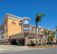 Comfort Suites Ontario Convention Center - Accommodation Rooms