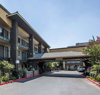Quality Inn Airport Convention Center - Accommodation Rooms